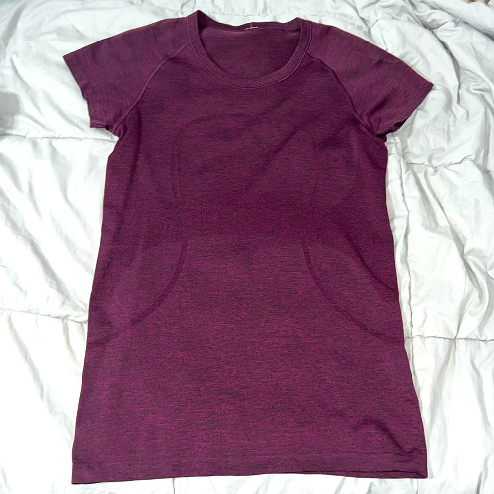 Lululemon swiftly shirt